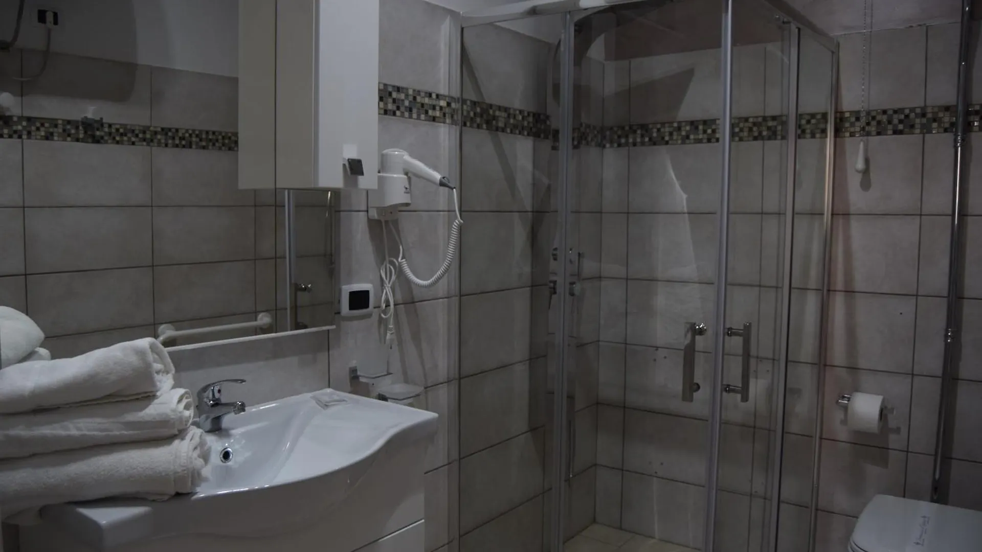 Konukevi Elsa Cori Me Otel Favara