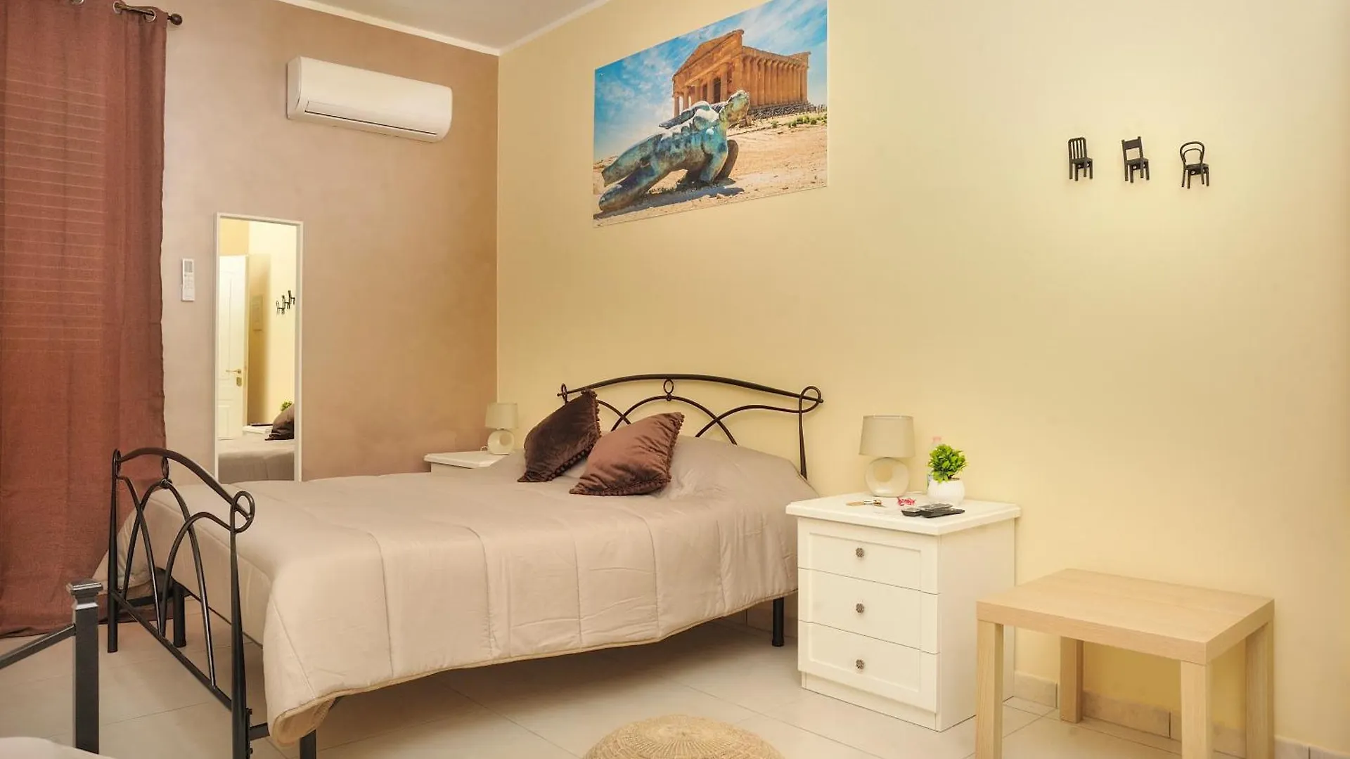 Elsa Cori Me Otel Favara Konukevi
